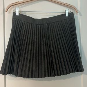 NWT Zara Gray Pleated Mini Skirt